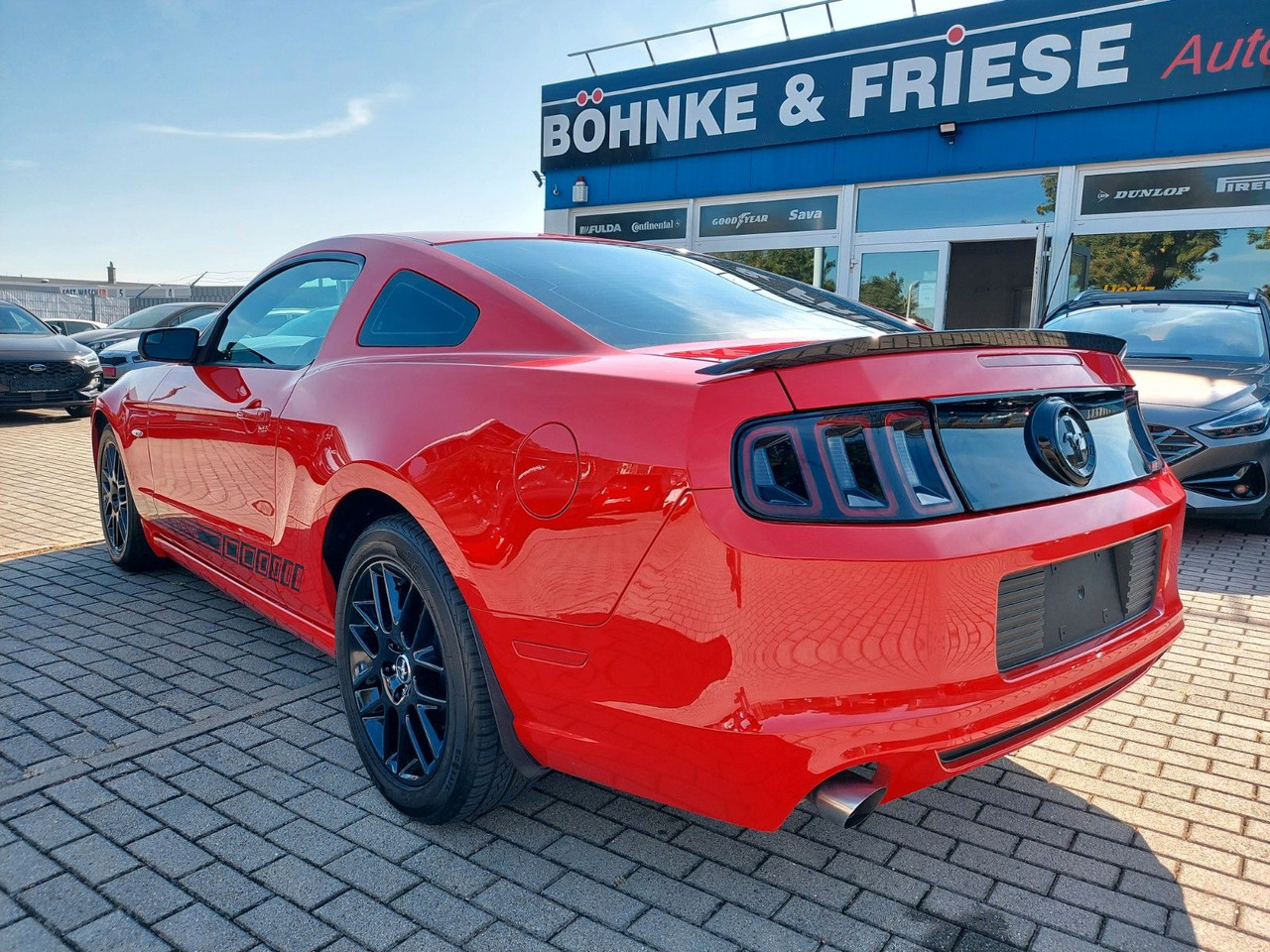 Ford Mustang 3.7 Automatik Xenon el. Sitze - Лек автомобил: снимка 4 Ford Mustang 3.7 Automatik Xenon el. Sitze - Лек автомобил: снимка 4