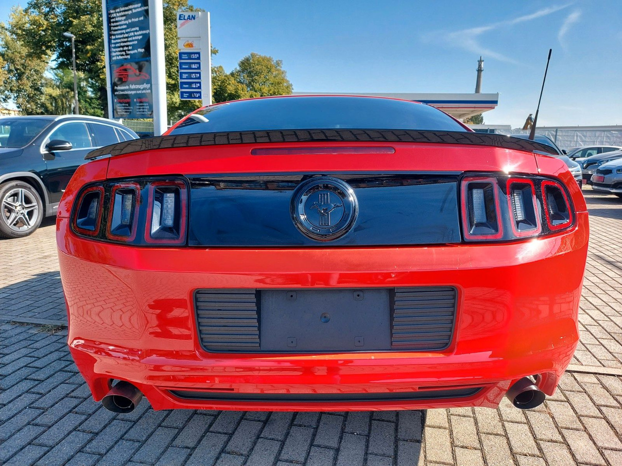 Ford Mustang 3.7 Automatik Xenon el. Sitze - Лек автомобил: снимка 5 Ford Mustang 3.7 Automatik Xenon el. Sitze - Лек автомобил: снимка 5