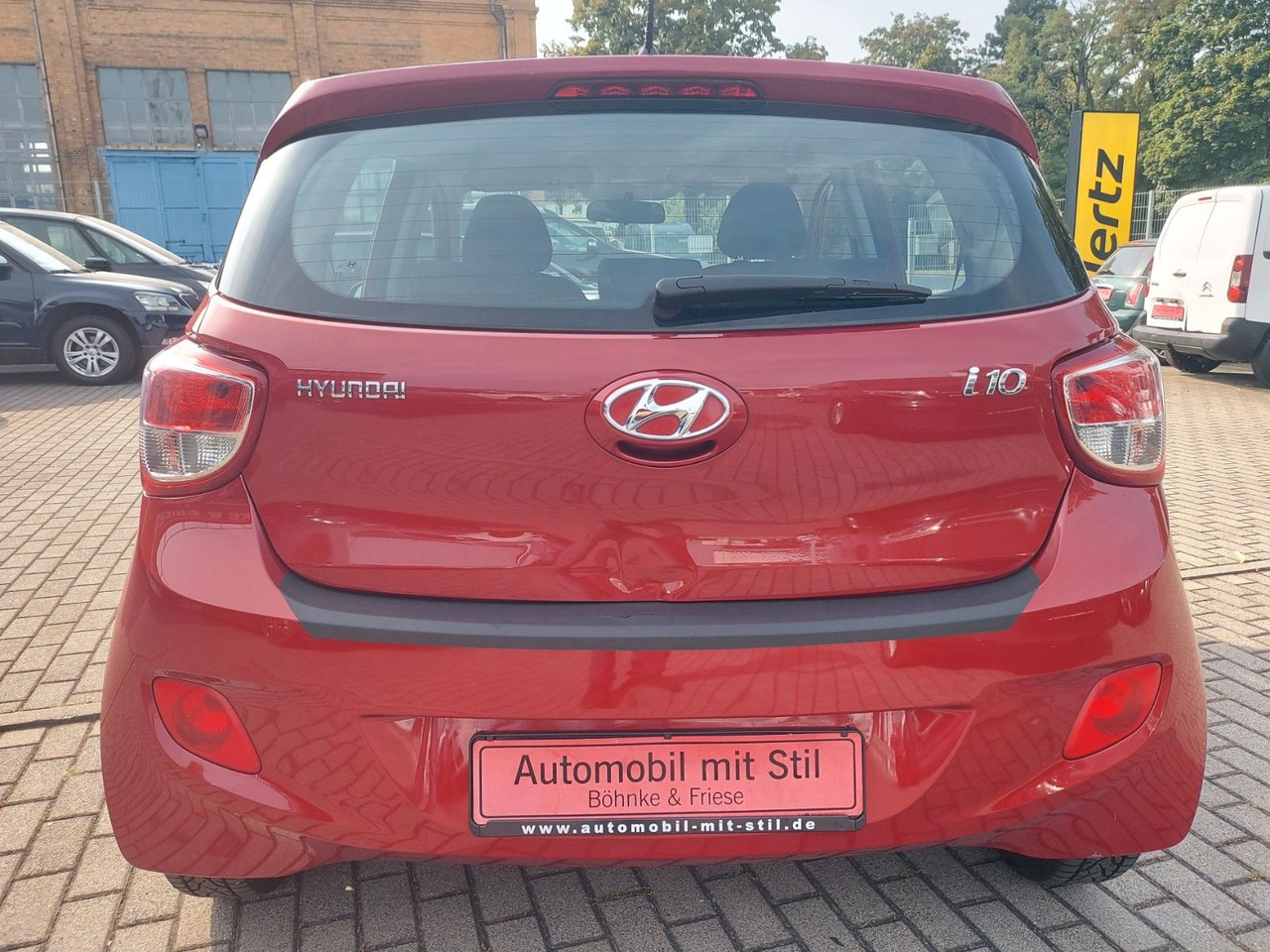 Hyundai i10 Intro Edition Klima Sitzeizung Bluetooth - Лек автомобил: снимка 5 Hyundai i10 Intro Edition Klima Sitzeizung Bluetooth - Лек автомобил: снимка 5