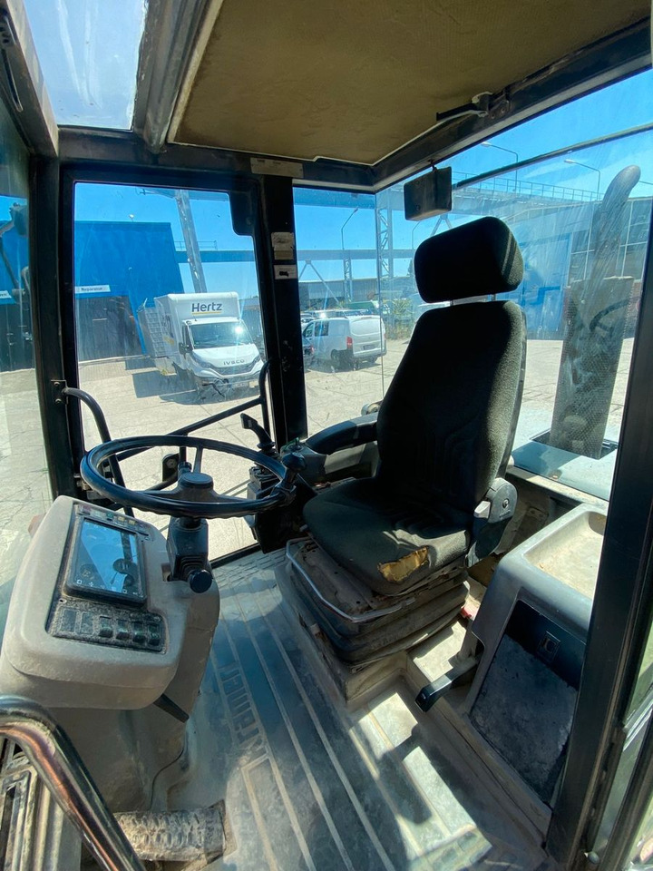 Колесен товарач Kramer KRAMER Allrad 520 GABEL + SCHAUFEL: снимка 20