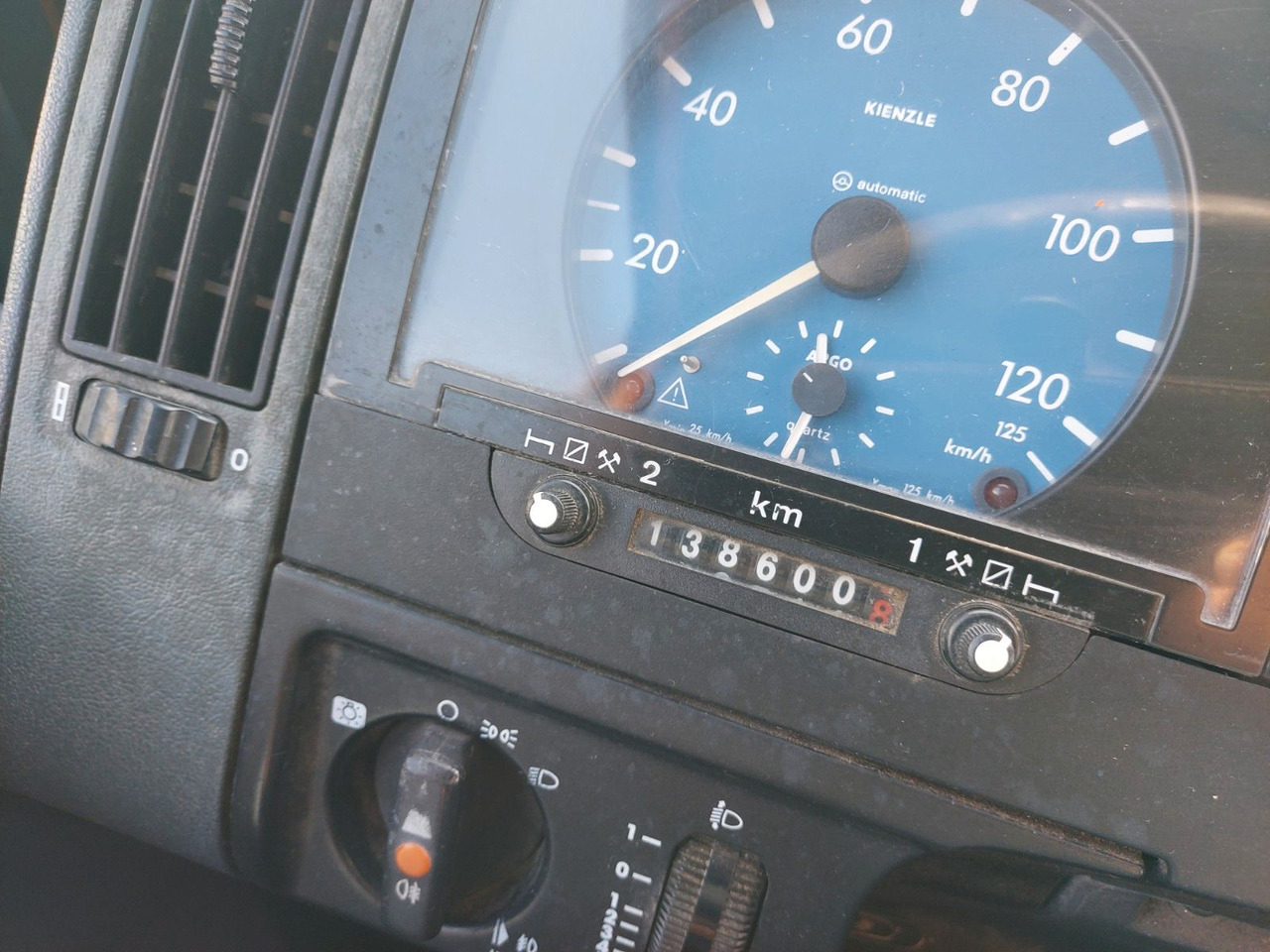 Автовишка Mercedes-Benz ATEGO 1323 HUBSTEIGER WUMAG WT220H: снимка 18 Автовишка Mercedes-Benz ATEGO 1323 HUBSTEIGER WUMAG WT220H: снимка 18