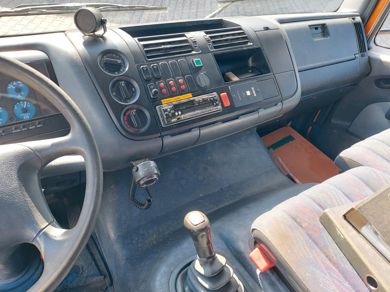 Автовишка Mercedes-Benz ATEGO 1323 HUBSTEIGER WUMAG WT220H: снимка 13 Автовишка Mercedes-Benz ATEGO 1323 HUBSTEIGER WUMAG WT220H: снимка 13