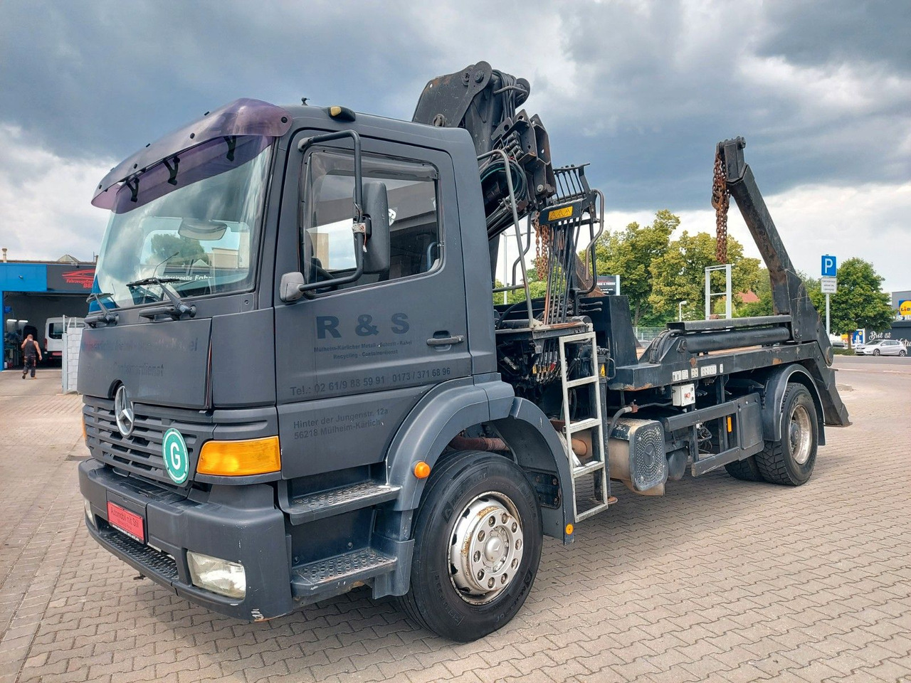 Mercedes-Benz Actros 1828 Hiab Absetzkipper Hiab Kran Absetzer - Самосвал камион, Камион с кран: снимка 5 Mercedes-Benz Actros 1828 Hiab Absetzkipper Hiab Kran Absetzer - Самосвал камион, Камион с кран: снимка 5