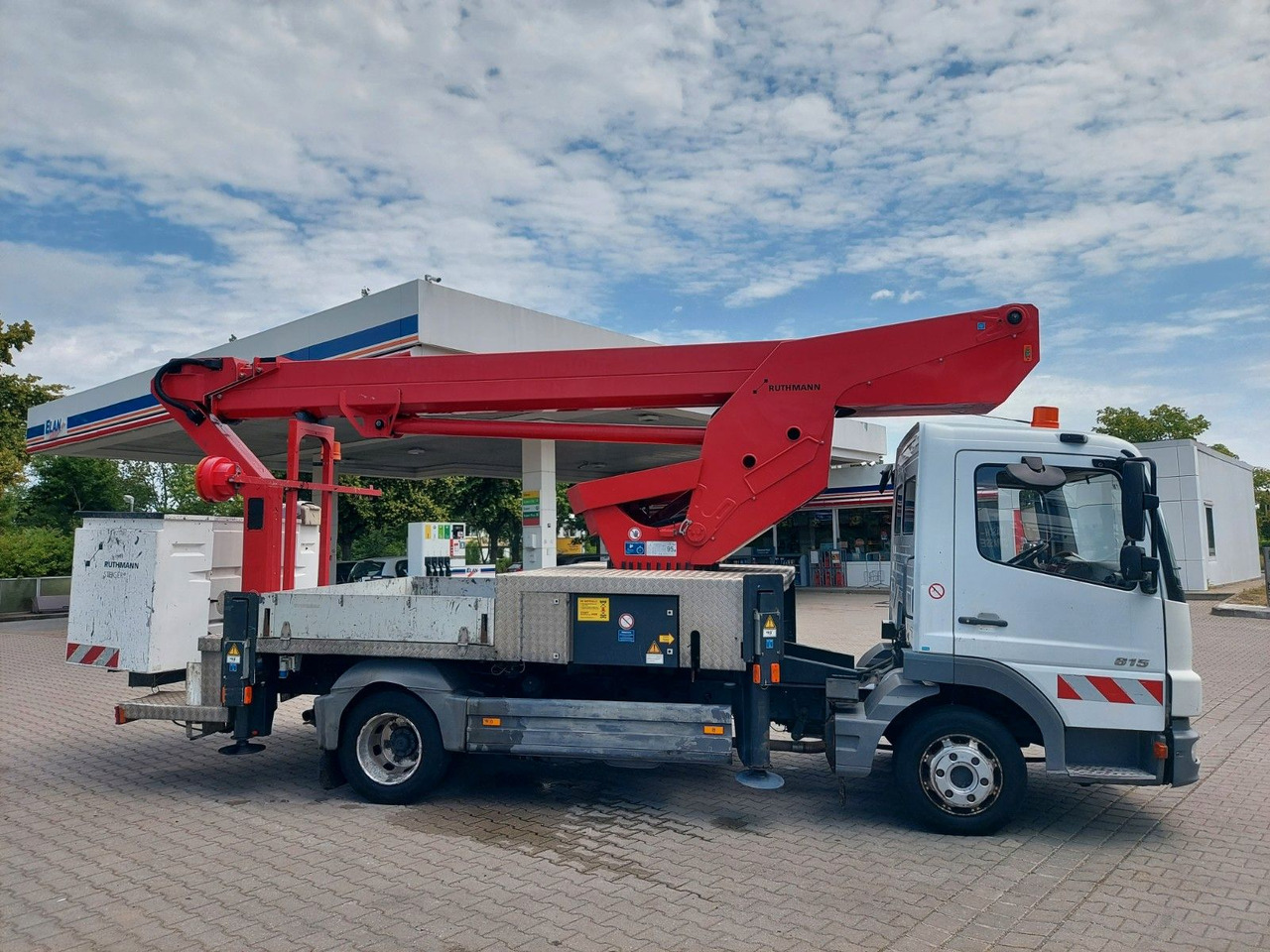 Лизинг на  Mercedes-Benz Atego 2 4-Zyl. 4x2  RUTHMANN T270  27 METER Mercedes-Benz Atego 2 4-Zyl. 4x2  RUTHMANN T270  27 METER: снимка 12