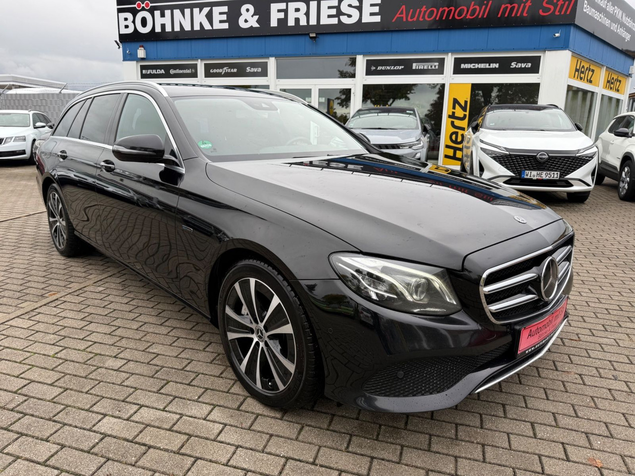 Mercedes-Benz E -Klasse T-Modell E 300 de LED NAVI ACC TEILLED - Комби: снимка 2 Mercedes-Benz E -Klasse T-Modell E 300 de LED NAVI ACC TEILLED - Комби: снимка 2