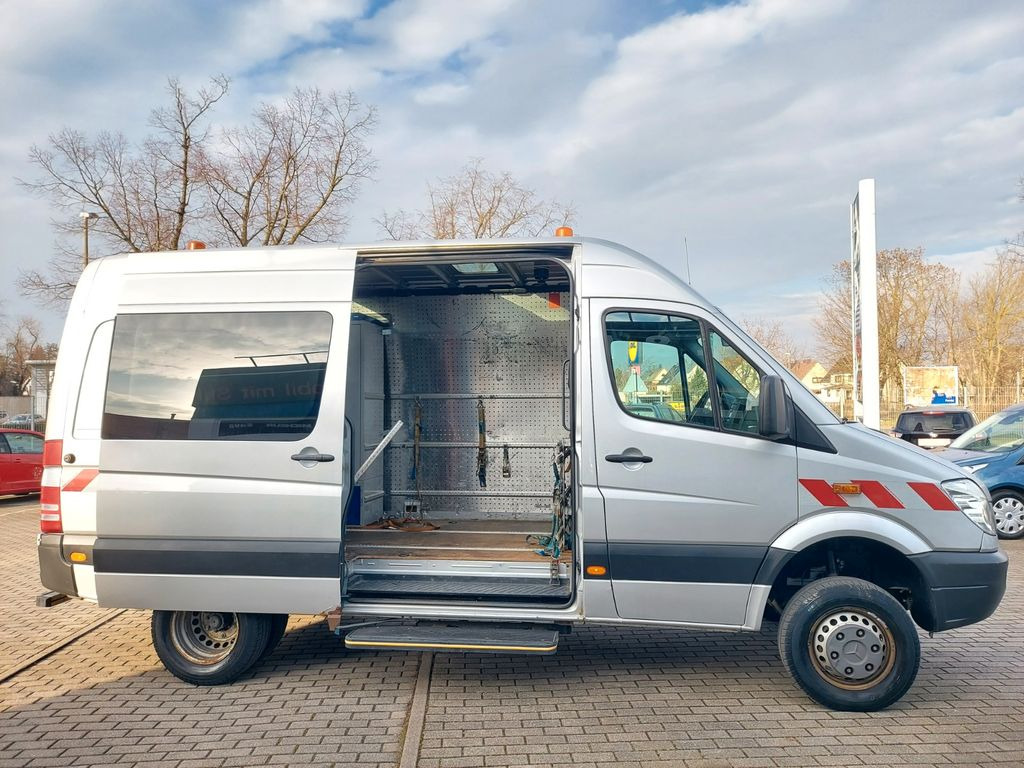Mercedes-Benz Sprinter II Kasten 516 4X4 lang hoch Klima AHK - Товарен бус: снимка 1 Mercedes-Benz Sprinter II Kasten 516 4X4 lang hoch Klima AHK - Товарен бус: снимка 1