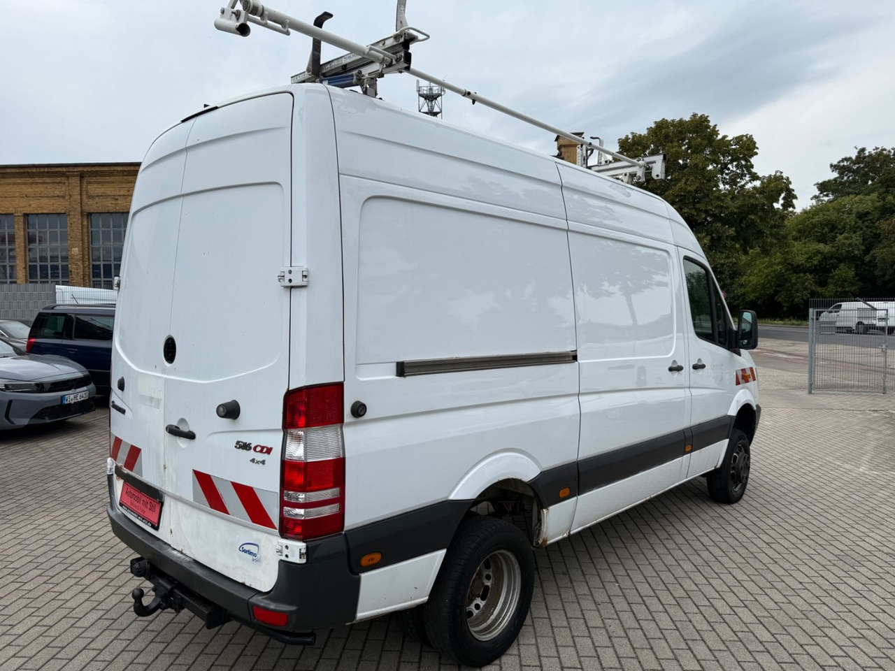 Mercedes-Benz Sprinter II Kasten 516 CDI 4X4 Allrad Standheiz. - Пътнически бус: снимка 4 Mercedes-Benz Sprinter II Kasten 516 CDI 4X4 Allrad Standheiz. - Пътнически бус: снимка 4