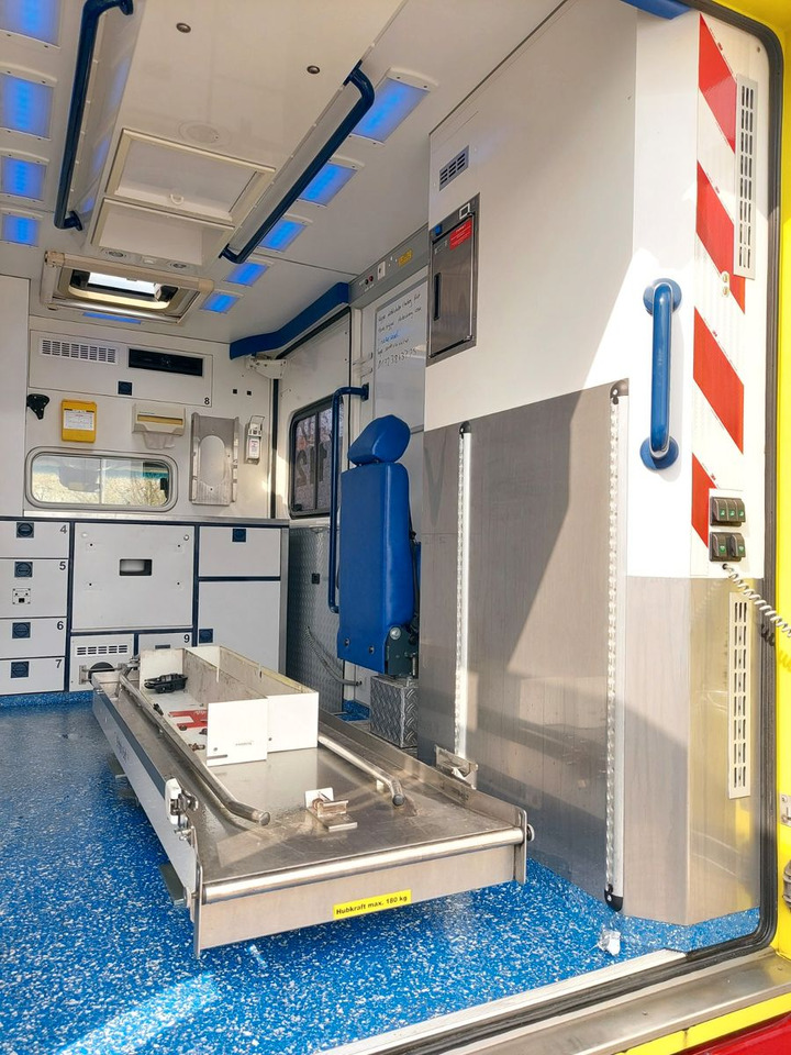 Нови Линейка Mercedes-Benz Sprinter II Pritsche 516 Autom. RTW Ambulance: снимка 24