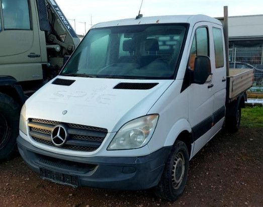 Mercedes-Benz Sprinter II Pritsche/DoKa 315 CDI AHK TÜV 27 - Бордови бус, Бус с двойна кабина: снимка 2 Mercedes-Benz Sprinter II Pritsche/DoKa 315 CDI AHK TÜV 27 - Бордови бус, Бус с двойна кабина: снимка 2