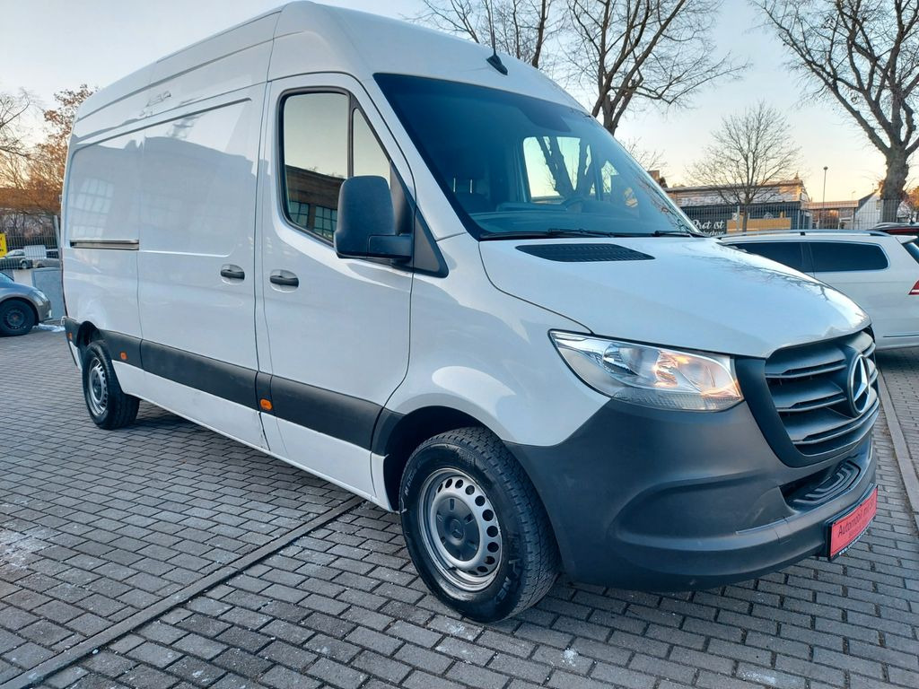 Mercedes-Benz Sprinter III Kasten FWD 211 L2 H2 Klimaautomatik - Микробус, Пътнически бус: снимка 2 Mercedes-Benz Sprinter III Kasten FWD 211 L2 H2 Klimaautomatik - Микробус, Пътнически бус: снимка 2