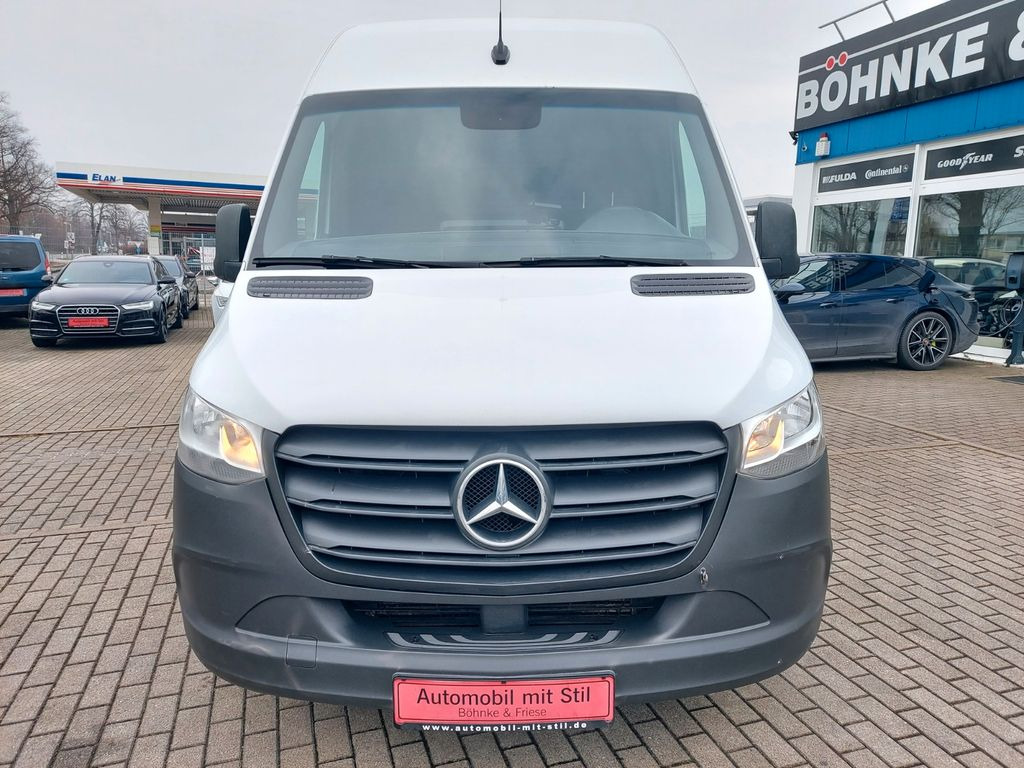 Mercedes-Benz Sprinter III Kasten FWD 211 lang hoch L2H2 Klima - Микробус, Пътнически бус: снимка 4 Mercedes-Benz Sprinter III Kasten FWD 211 lang hoch L2H2 Klima - Микробус, Пътнически бус: снимка 4
