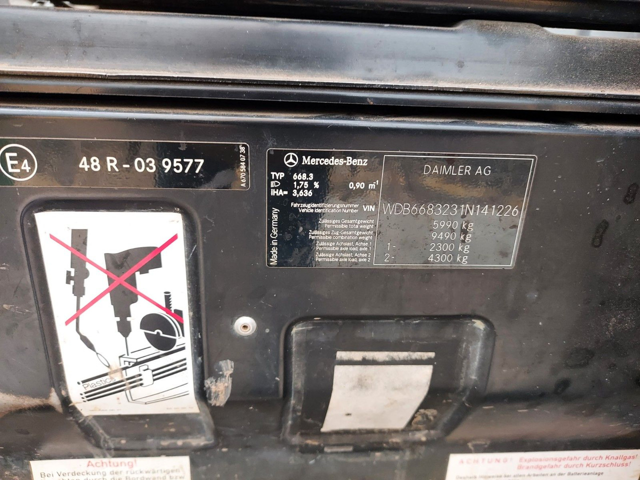 Бордови бус Mercedes-Benz Vario 613D Pritsche lang extralang: снимка 10 Бордови бус Mercedes-Benz Vario 613D Pritsche lang extralang: снимка 10