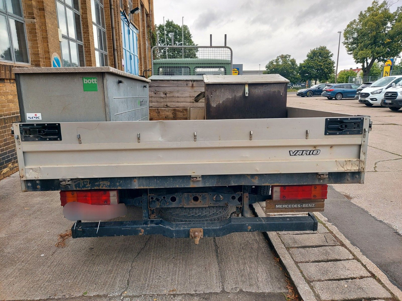 Бордови бус Mercedes-Benz Vario 613D Pritsche lang extralang: снимка 6 Бордови бус Mercedes-Benz Vario 613D Pritsche lang extralang: снимка 6