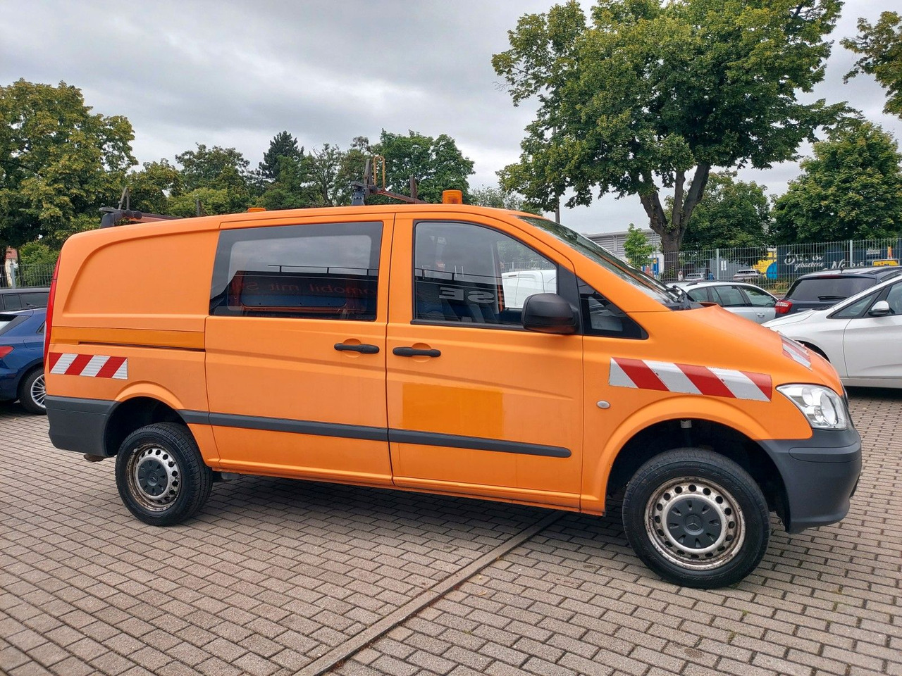 Пътнически бус Mercedes-Benz Vito Kasten 4x4 113 CDI lang AUTOMATIK EURO 5: снимка 11