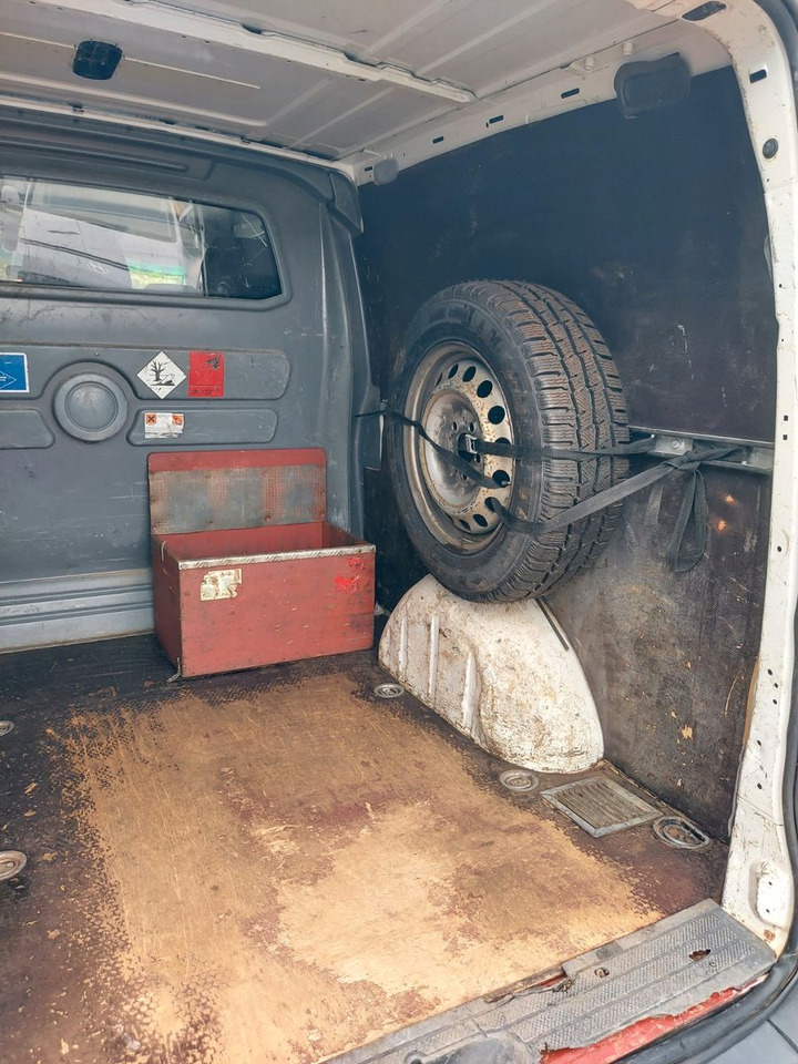 Лизинг на  Mercedes-Benz Vito Mixto 4x4 116 extralang Automatik 5 Sitze Mercedes-Benz Vito Mixto 4x4 116 extralang Automatik 5 Sitze: снимка 14