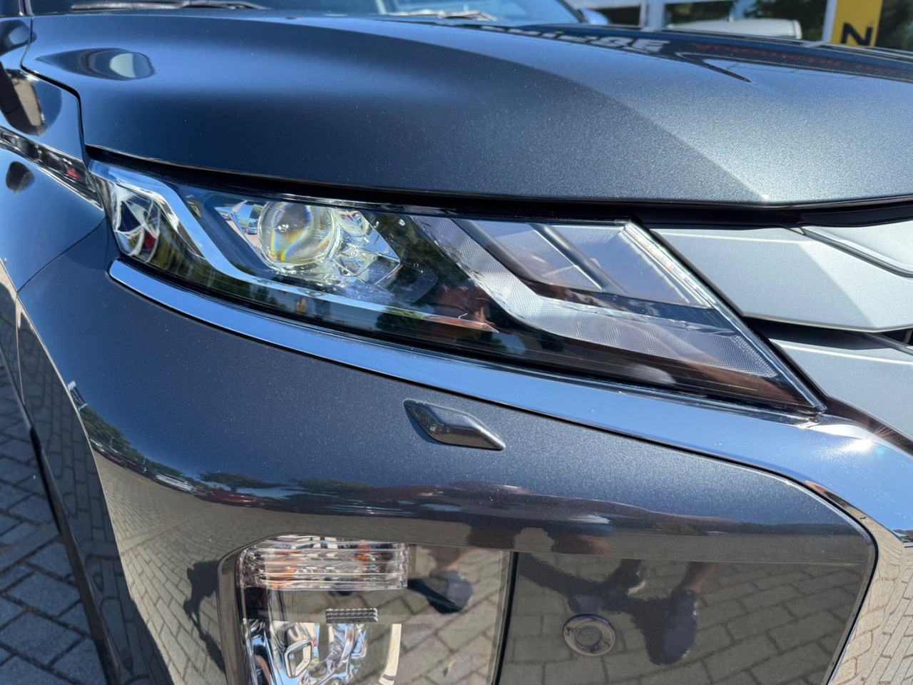 Mitsubishi L200 Basis Doppelkabine 4WD LED LEDER NAVI ACC - Джип: снимка 3 Mitsubishi L200 Basis Doppelkabine 4WD LED LEDER NAVI ACC - Джип: снимка 3