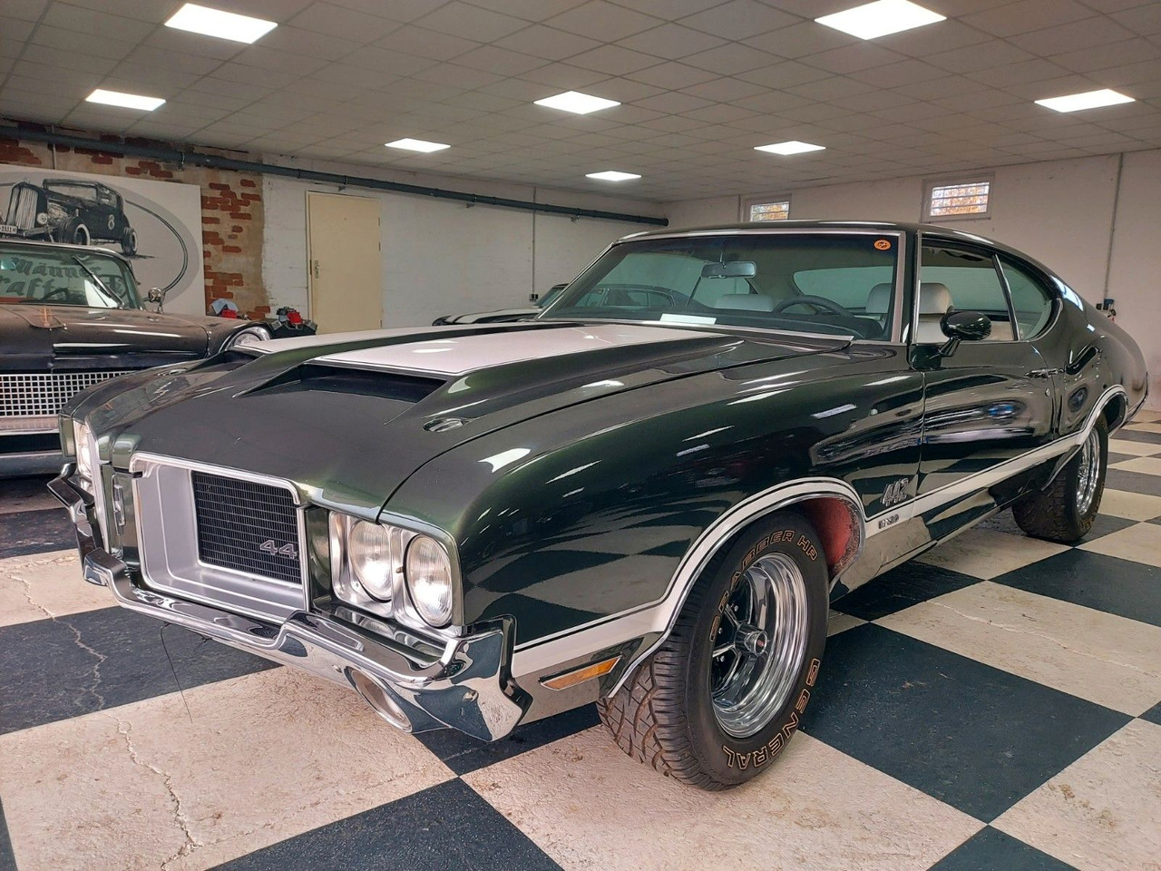 Oldsmobile Cutlass 442 V8 W30 Cabrio Coupe Hardtop H-Zulass - Кабриолет: снимка 5 Oldsmobile Cutlass 442 V8 W30 Cabrio Coupe Hardtop H-Zulass - Кабриолет: снимка 5