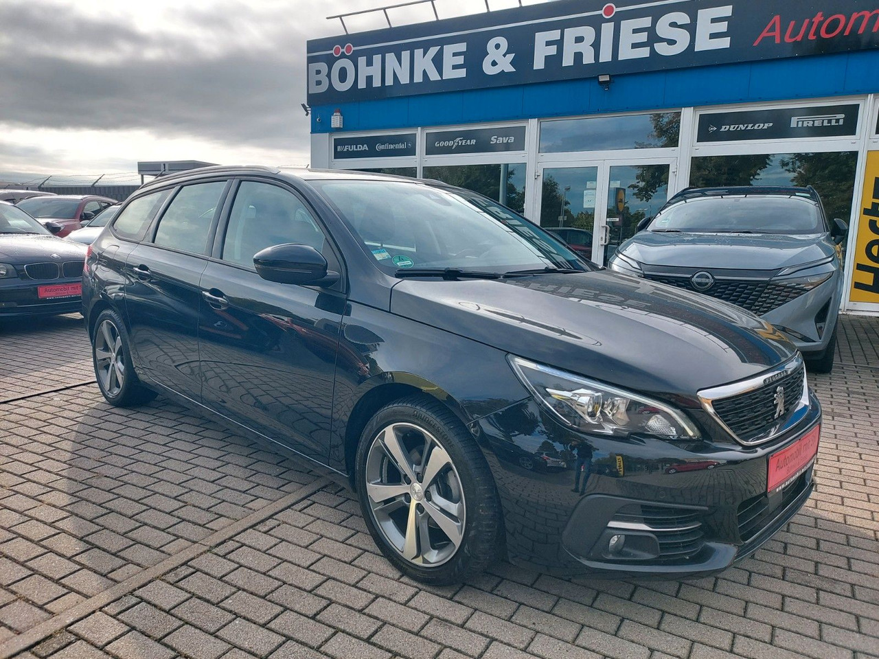 Peugeot 308 SW Active Business Panorama DAB Navi LED - Комби: снимка 1 Peugeot 308 SW Active Business Panorama DAB Navi LED - Комби: снимка 1