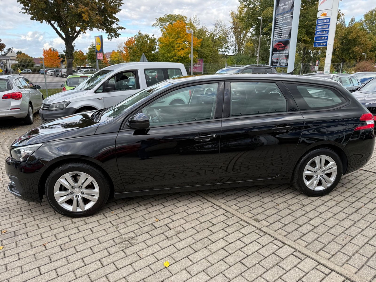 Комби Peugeot 308 SW Active TEMPOMAT NAVI KLIMAA NAVI: снимка 7