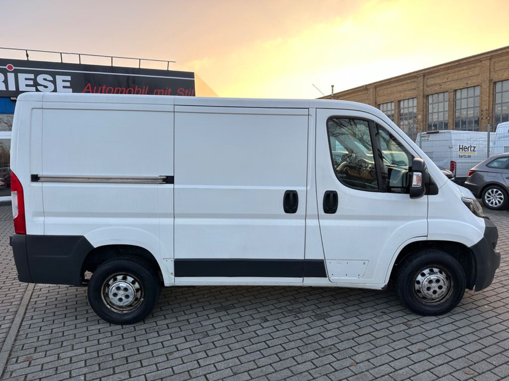 Peugeot Boxer Kasten L1H1 Komfort HDi 150 TÜV NEU KLIMA - Микробус, Пътнически бус: снимка 4 Peugeot Boxer Kasten L1H1 Komfort HDi 150 TÜV NEU KLIMA - Микробус, Пътнически бус: снимка 4