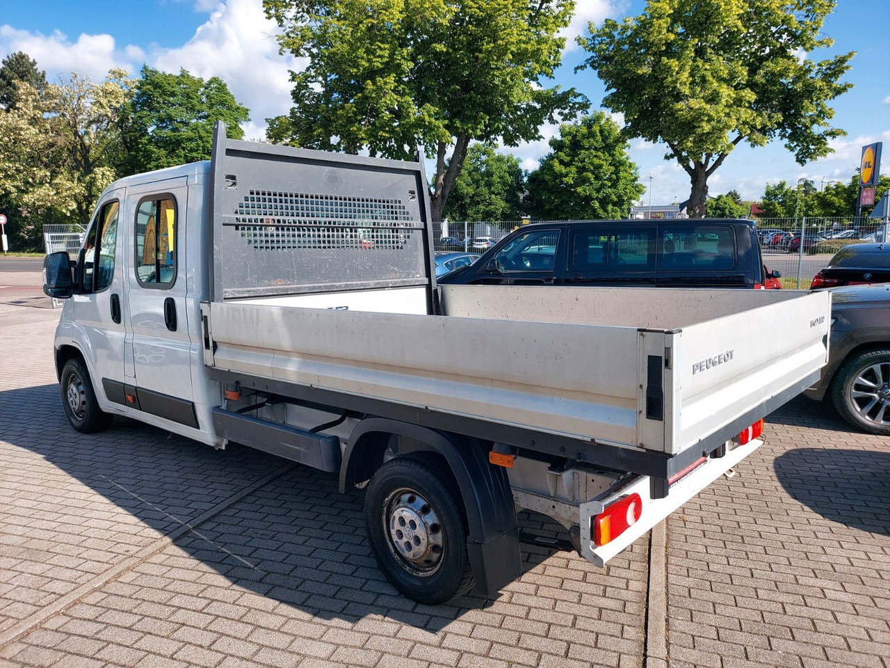Peugeot Boxer Pritsche Doka. 335 L3 BlueHDi 130 Klima - Бордови бус, Бус с двойна кабина: снимка 4 Peugeot Boxer Pritsche Doka. 335 L3 BlueHDi 130 Klima - Бордови бус, Бус с двойна кабина: снимка 4
