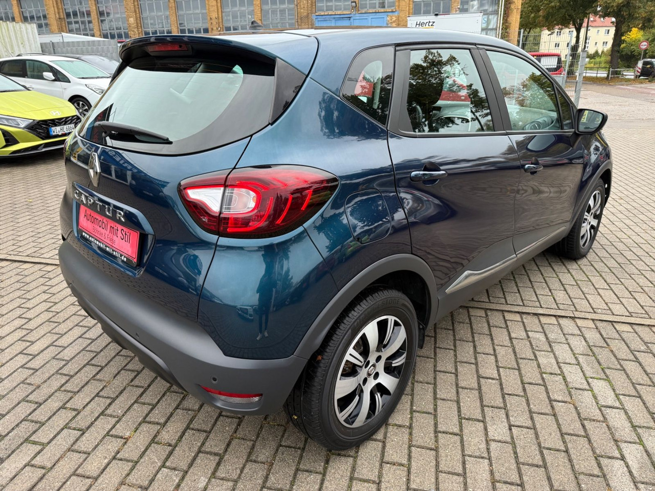 Renault Captur Intens Energy Automatik - Джип: снимка 4 Renault Captur Intens Energy Automatik - Джип: снимка 4