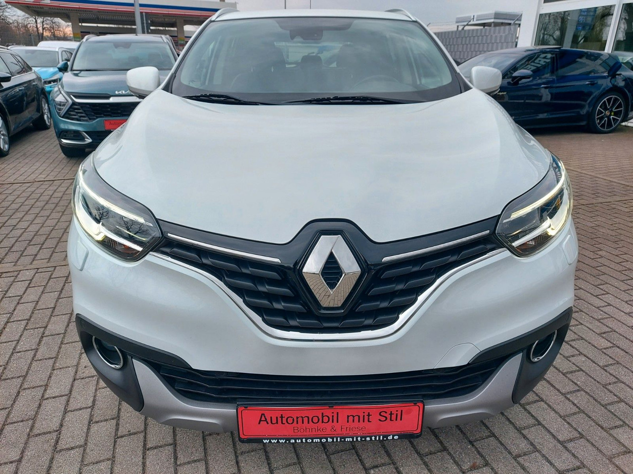 Renault Kadjar XMOD Klima Leder Navi Assist Sitzheiz.LED - Джип: снимка 4 Renault Kadjar XMOD Klima Leder Navi Assist Sitzheiz.LED - Джип: снимка 4
