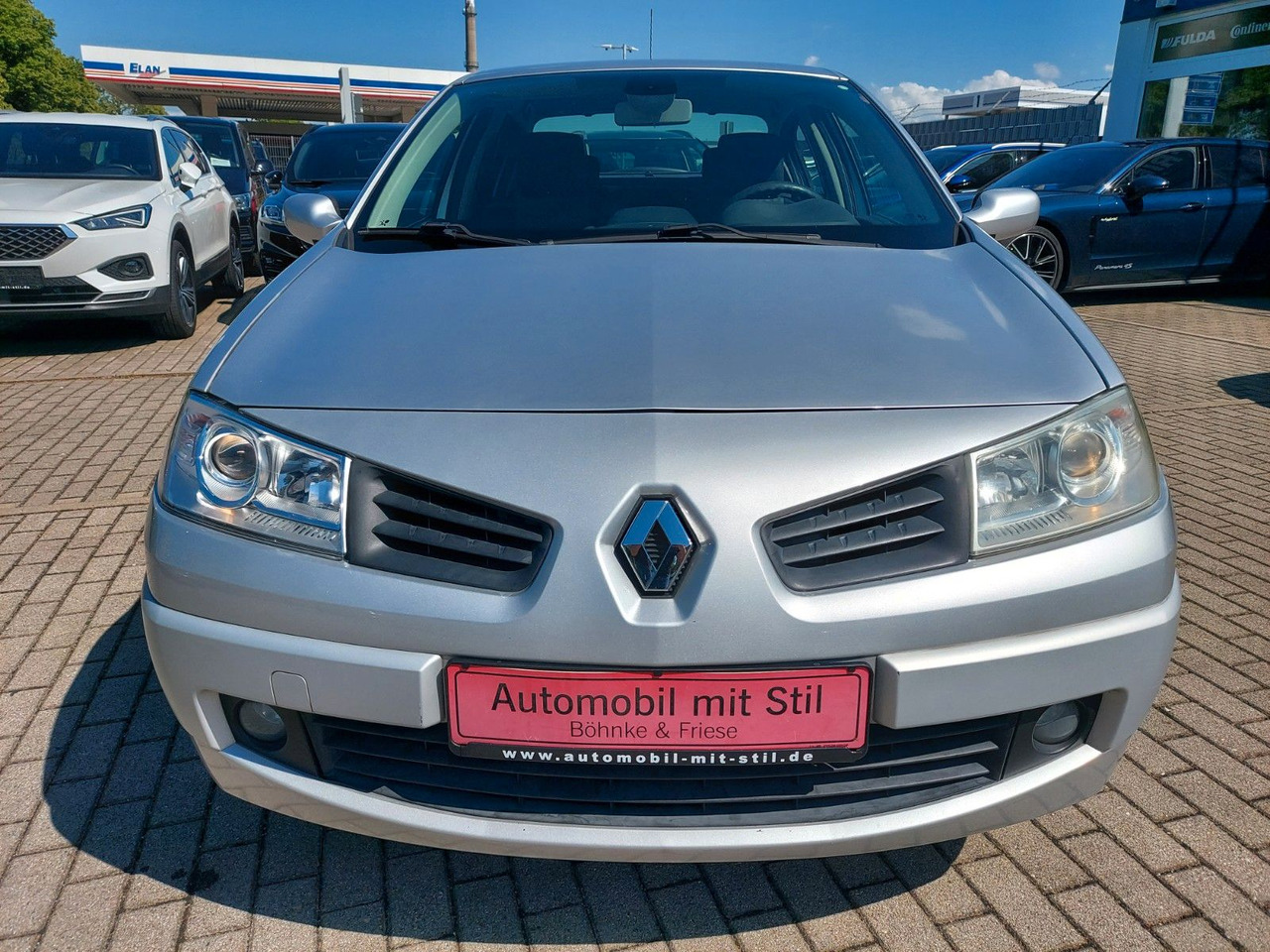 Renault Megane II Classic Lim. Avantage Klima Allwetter - Седан: снимка 2 Renault Megane II Classic Lim. Avantage Klima Allwetter - Седан: снимка 2