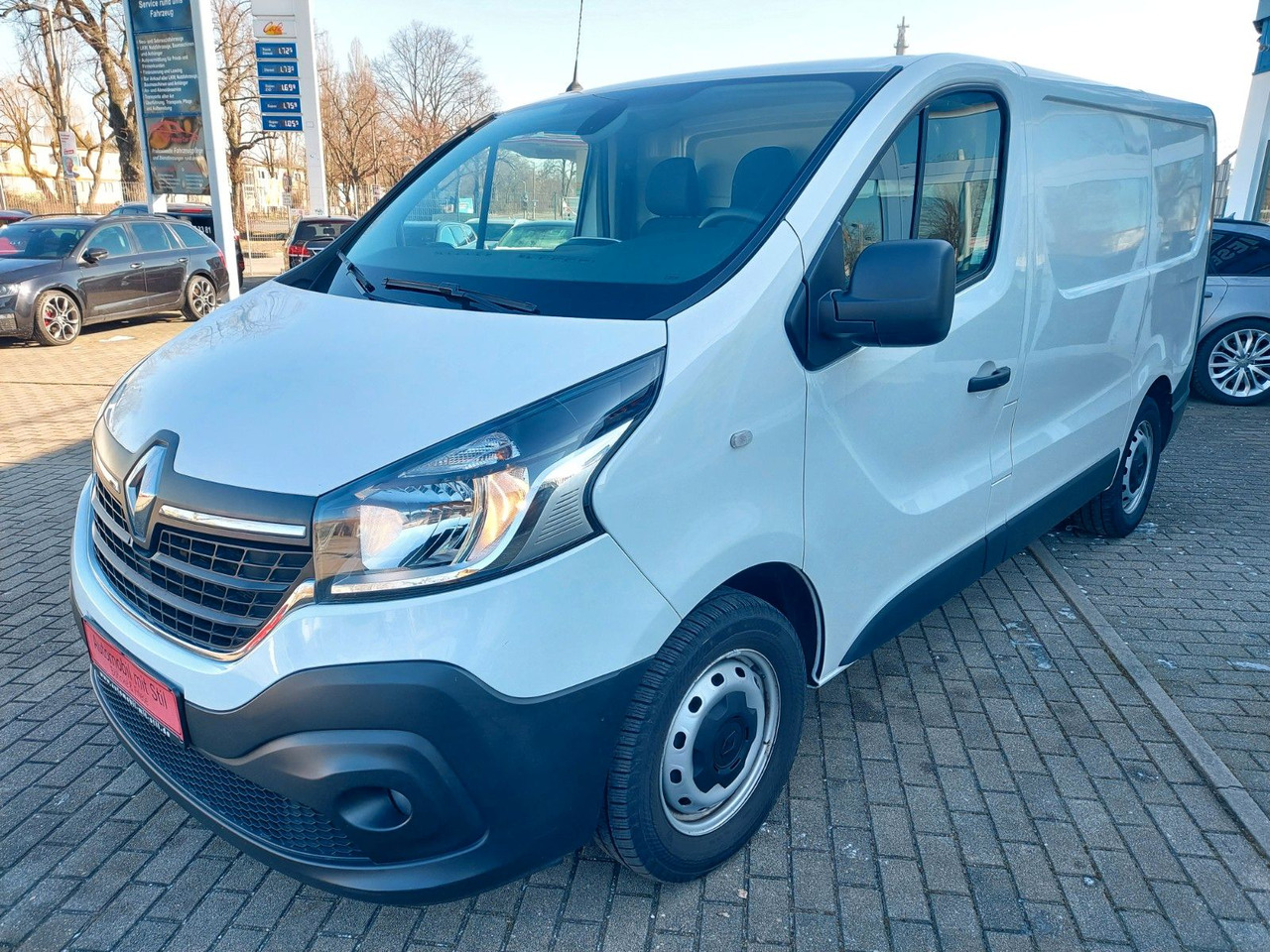 Renault Trafic Kasten L1H1 2,8t Komfort Klima Navi Tempo Renault Trafic Kasten L1H1 2,8t Komfort Klima Navi Tempo - Микробус, Пътнически бус: снимка 5 Renault Trafic Kasten L1H1 2,8t Komfort Klima Navi Tempo Renault Trafic Kasten L1H1 2,8t Komfort Klima Navi Tempo - Микробус, Пътнически бус: снимка 5