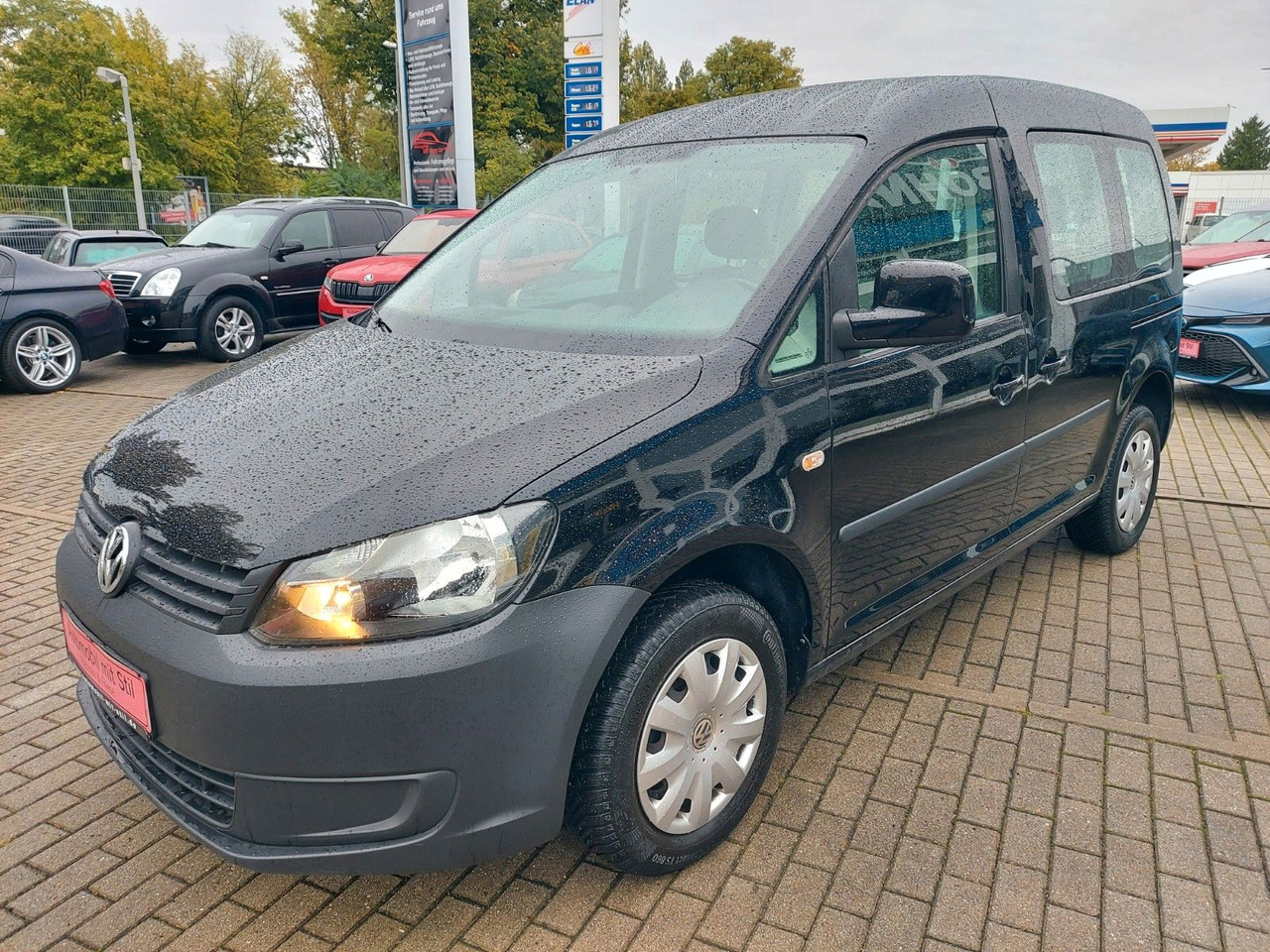 Volkswagen Caddy Kasten Kombi Trendline Klima 5 Sitze - Пътнически бус: снимка 3 Volkswagen Caddy Kasten Kombi Trendline Klima 5 Sitze - Пътнически бус: снимка 3