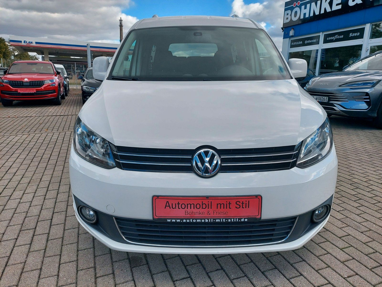 Volkswagen Caddy Kombi Maxi Comfortline 7 Sitze Team - Пътнически бус: снимка 3 Volkswagen Caddy Kombi Maxi Comfortline 7 Sitze Team - Пътнически бус: снимка 3