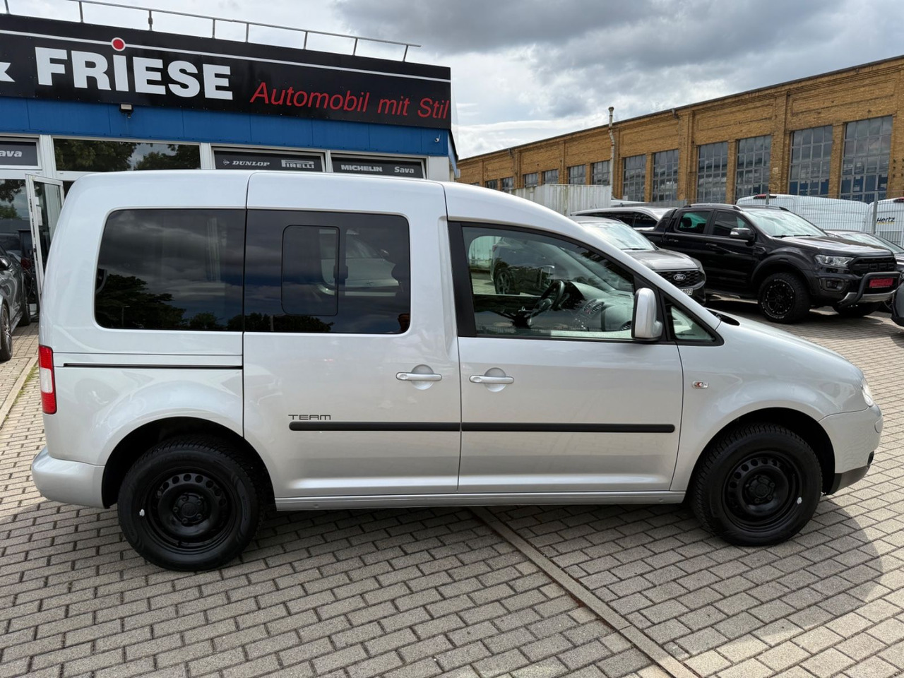 Volkswagen Caddy Life Team 5 Sitze Klima Sitzheiz. PDC - Пътнически бус: снимка 3 Volkswagen Caddy Life Team 5 Sitze Klima Sitzheiz. PDC - Пътнически бус: снимка 3
