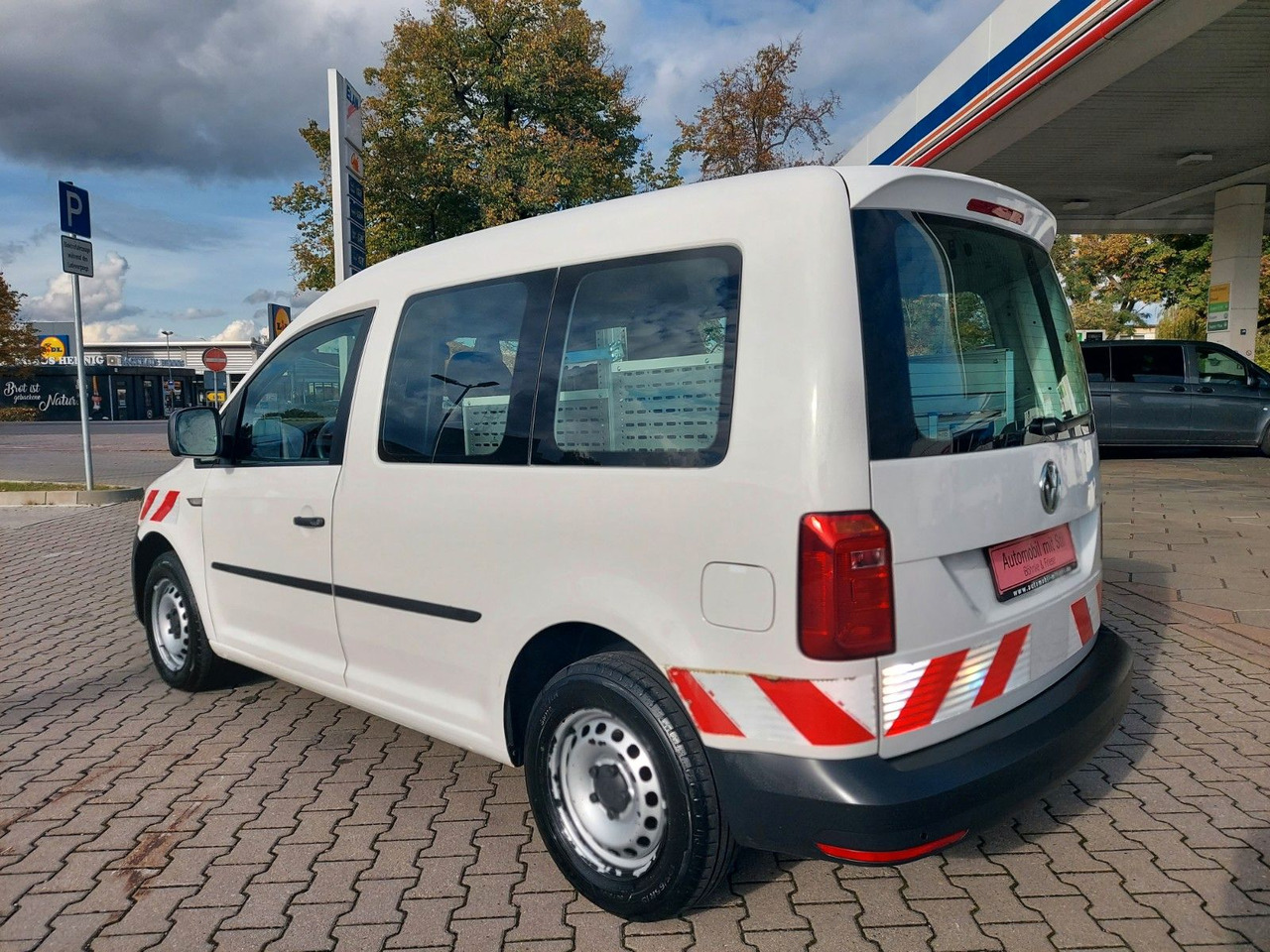 Volkswagen Caddy Nfz Kasten Klima PDC Bluetooth - Пътнически бус: снимка 4 Volkswagen Caddy Nfz Kasten Klima PDC Bluetooth - Пътнически бус: снимка 4
