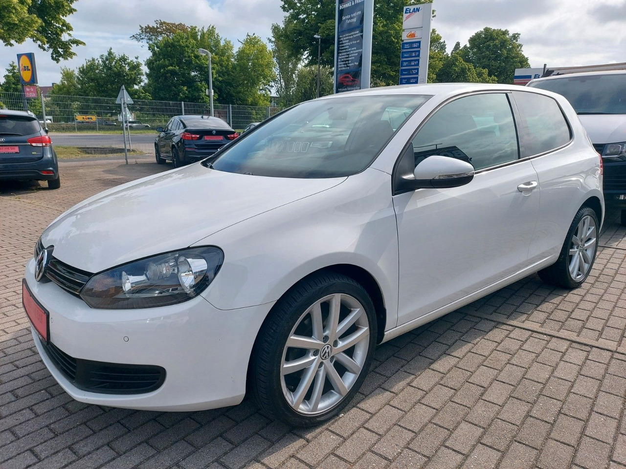 Volkswagen Golf VI Comfortline Klima Sitzheizung - Седан: снимка 5 Volkswagen Golf VI Comfortline Klima Sitzheizung - Седан: снимка 5