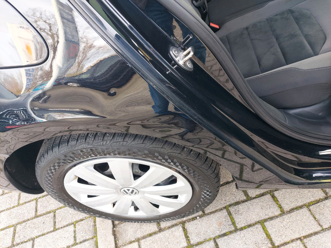 Volkswagen Golf VII Variant Highline DSG Xenon Navi Radar - Комби: снимка 3 Volkswagen Golf VII Variant Highline DSG Xenon Navi Radar - Комби: снимка 3