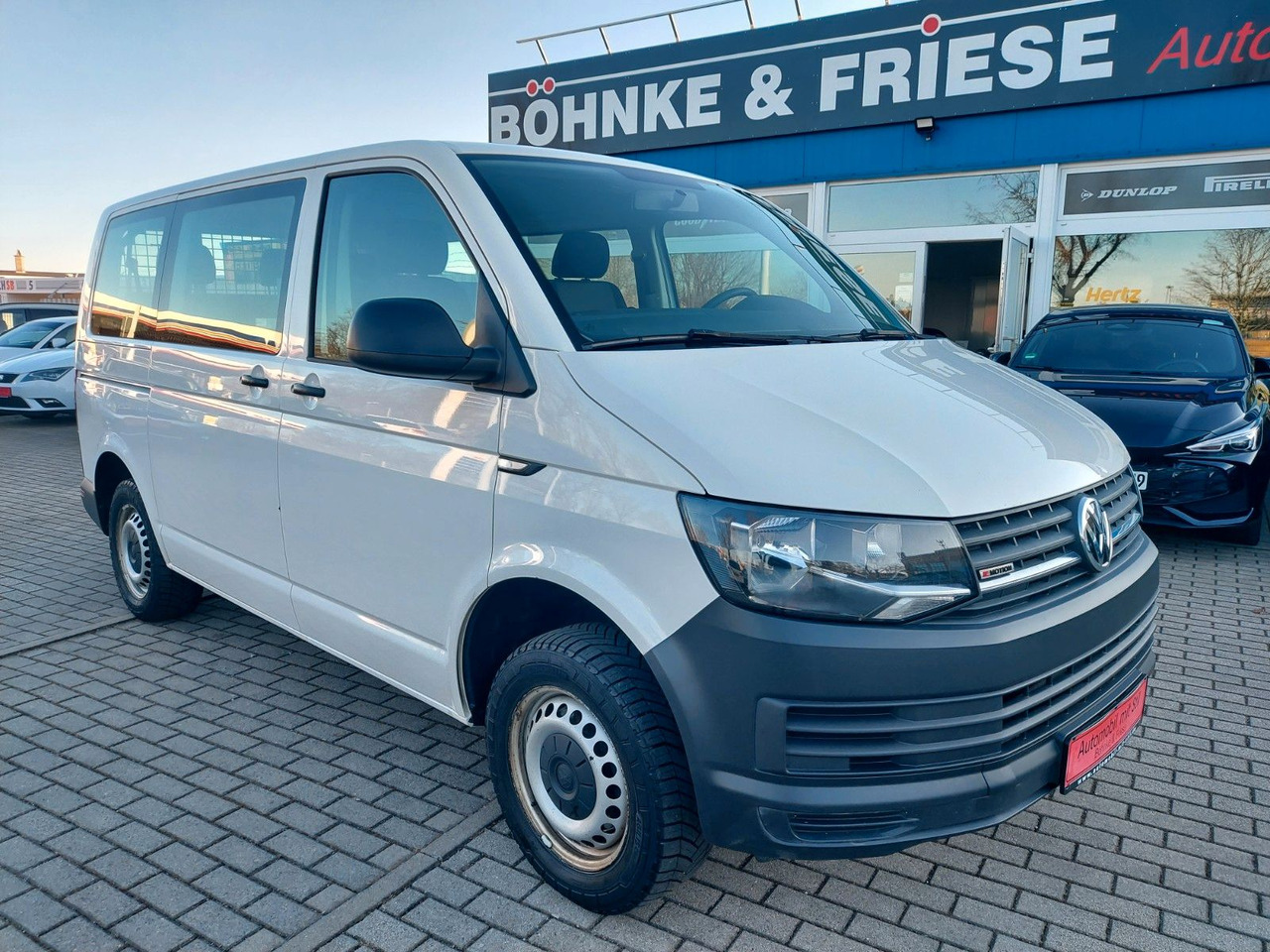 Volkswagen T6 Kombi 4Motion 9 Sitzer KLIMA PDC AHK UVW. Volkswagen T6 Kombi 4Motion 9 Sitzer KLIMA PDC AHK UVW. - Микробус, Пътнически бус: снимка 3 Volkswagen T6 Kombi 4Motion 9 Sitzer KLIMA PDC AHK UVW. Volkswagen T6 Kombi 4Motion 9 Sitzer KLIMA PDC AHK UVW. - Микробус, Пътнически бус: снимка 3