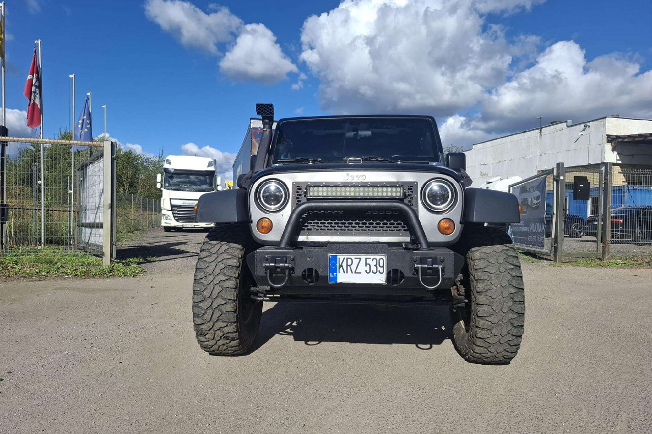 Jeep Wrangler - Лек автомобил: снимка 4 Jeep Wrangler - Лек автомобил: снимка 4