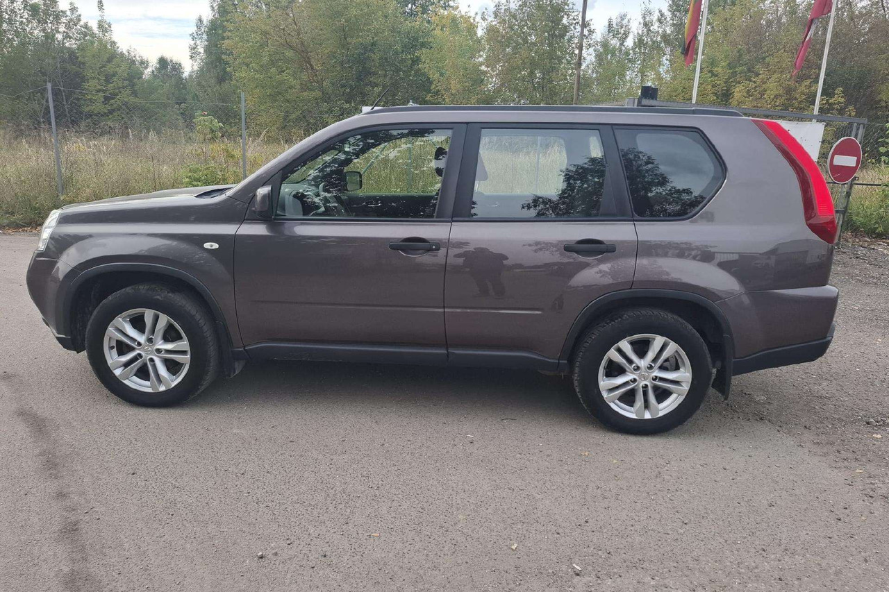 Nissan X-Trail - Джип: снимка 3 Nissan X-Trail - Джип: снимка 3