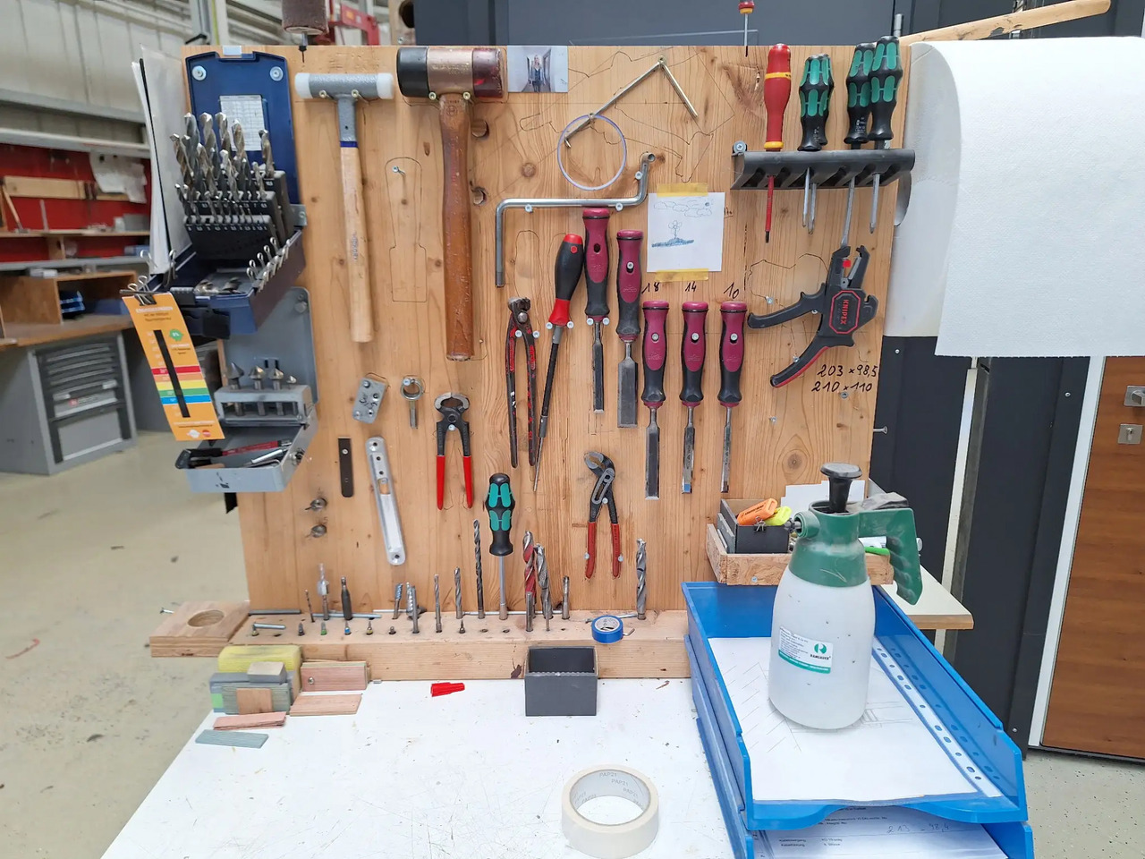 1 Stk. Arbeitsplatz - Оборудване за гаражи/ Работилници: снимка 2 1 Stk. Arbeitsplatz - Оборудване за гаражи/ Работилници: снимка 2