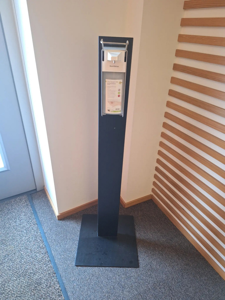 1 Stk. Desinfektionsmittelständer (Fetter) - Инструмент/ Оборудване: снимка 1 1 Stk. Desinfektionsmittelständer (Fetter) - Инструмент/ Оборудване: снимка 1