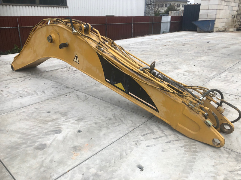 Caterpillar 322B Excavator Boom OEM 1372894 - Стрела: снимка 2 Caterpillar 322B Excavator Boom OEM 1372894 - Стрела: снимка 2