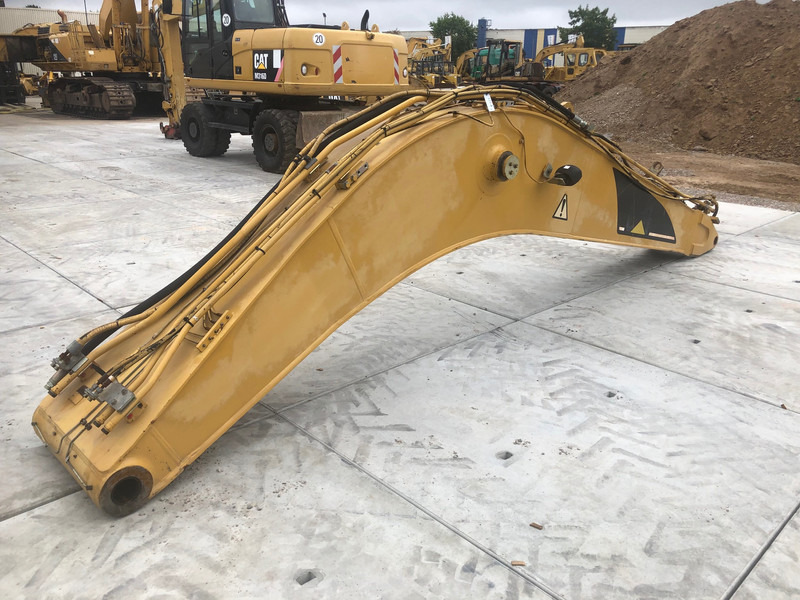 Caterpillar 322B Excavator Boom OEM 1372894 - Стрела: снимка 1 Caterpillar 322B Excavator Boom OEM 1372894 - Стрела: снимка 1