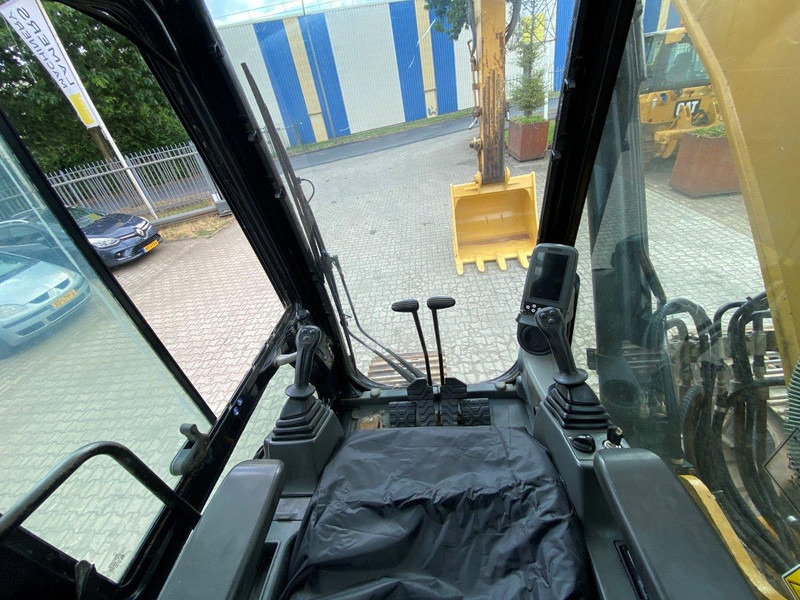 Caterpillar 324 D NVT - Верижен багер: снимка 4 Caterpillar 324 D NVT - Верижен багер: снимка 4