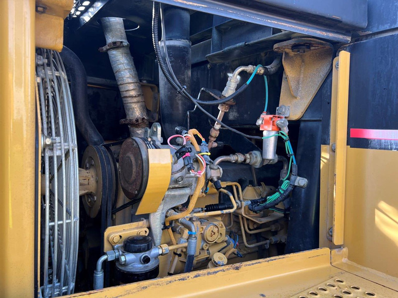 Верижен товарач Caterpillar 953C NVT: снимка 20