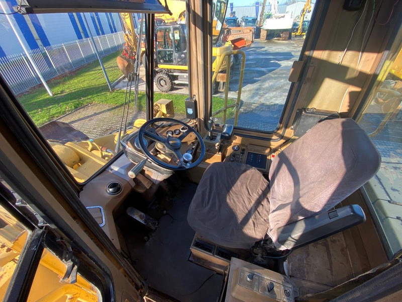 Caterpillar 966E NVT - Колесен товарач: снимка 3 Caterpillar 966E NVT - Колесен товарач: снимка 3