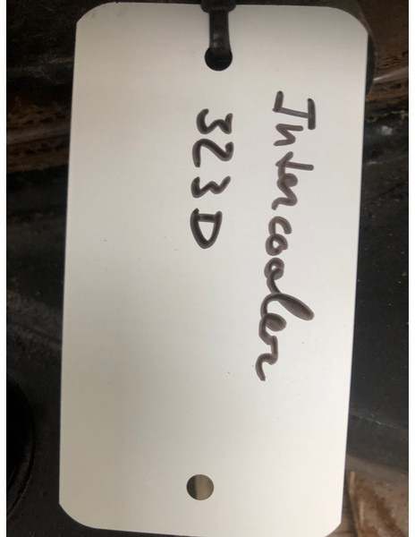 Caterpillar CAT 323D aftercooler OEM 4530619 - Интеркулер: снимка 2 Caterpillar CAT 323D aftercooler OEM 4530619 - Интеркулер: снимка 2