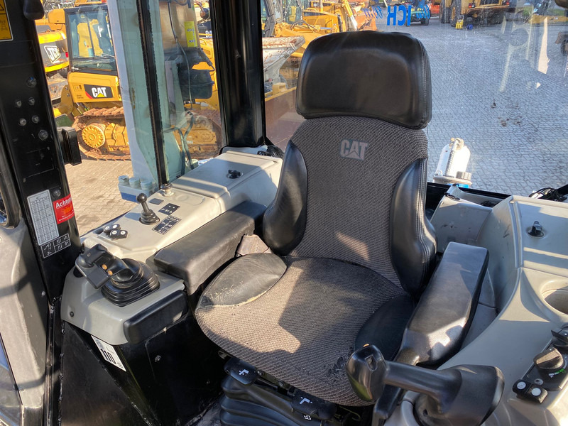 Булдозер Caterpillar D6N LGP NVT: снимка 16 Булдозер Caterpillar D6N LGP NVT: снимка 16