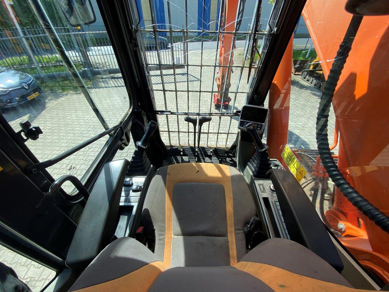 Doosan DX 255 LC NVT - Верижен багер: снимка 5 Doosan DX 255 LC NVT - Верижен багер: снимка 5