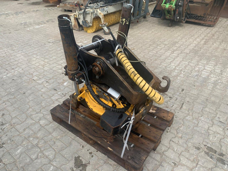 Engcon Engcon 20205 Rototilt NTP10 - Тилтротатор за Строителна техника: снимка 2 Engcon Engcon 20205 Rototilt NTP10 - Тилтротатор за Строителна техника: снимка 2