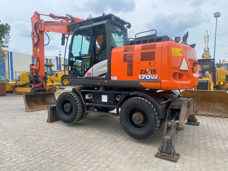Hitachi ZX170W-6 NVT - Колесен багер: снимка 1 Hitachi ZX170W-6 NVT - Колесен багер: снимка 1